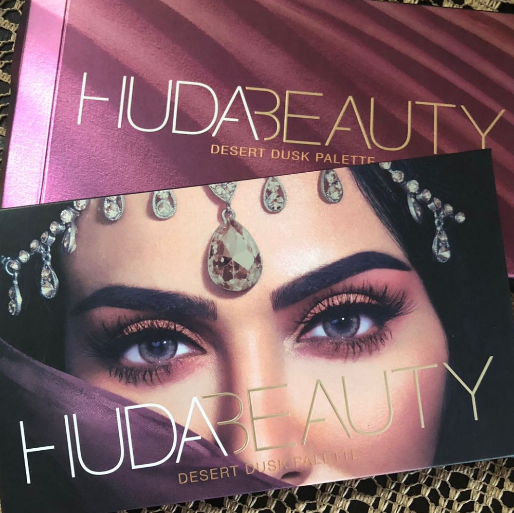 💋 BRAND NEW* Eye shadow palette